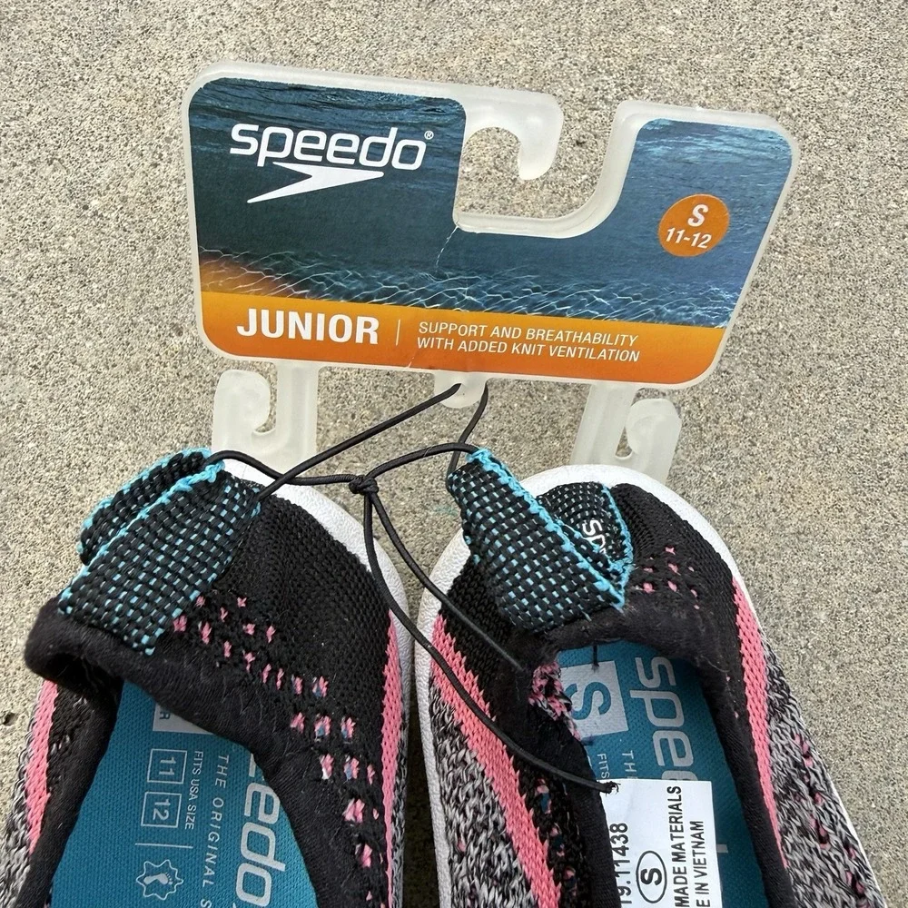 Speedo Surfwalker Water Shoes Kid Youth Sz S 11-12 Aqua Knit Ventilation Slip On